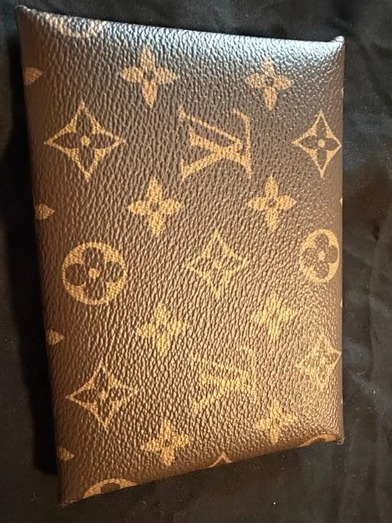 Louis Vuitton Monogram Envelope Clutch set. This is a set of 2. COA included. - Picture 8 of 11